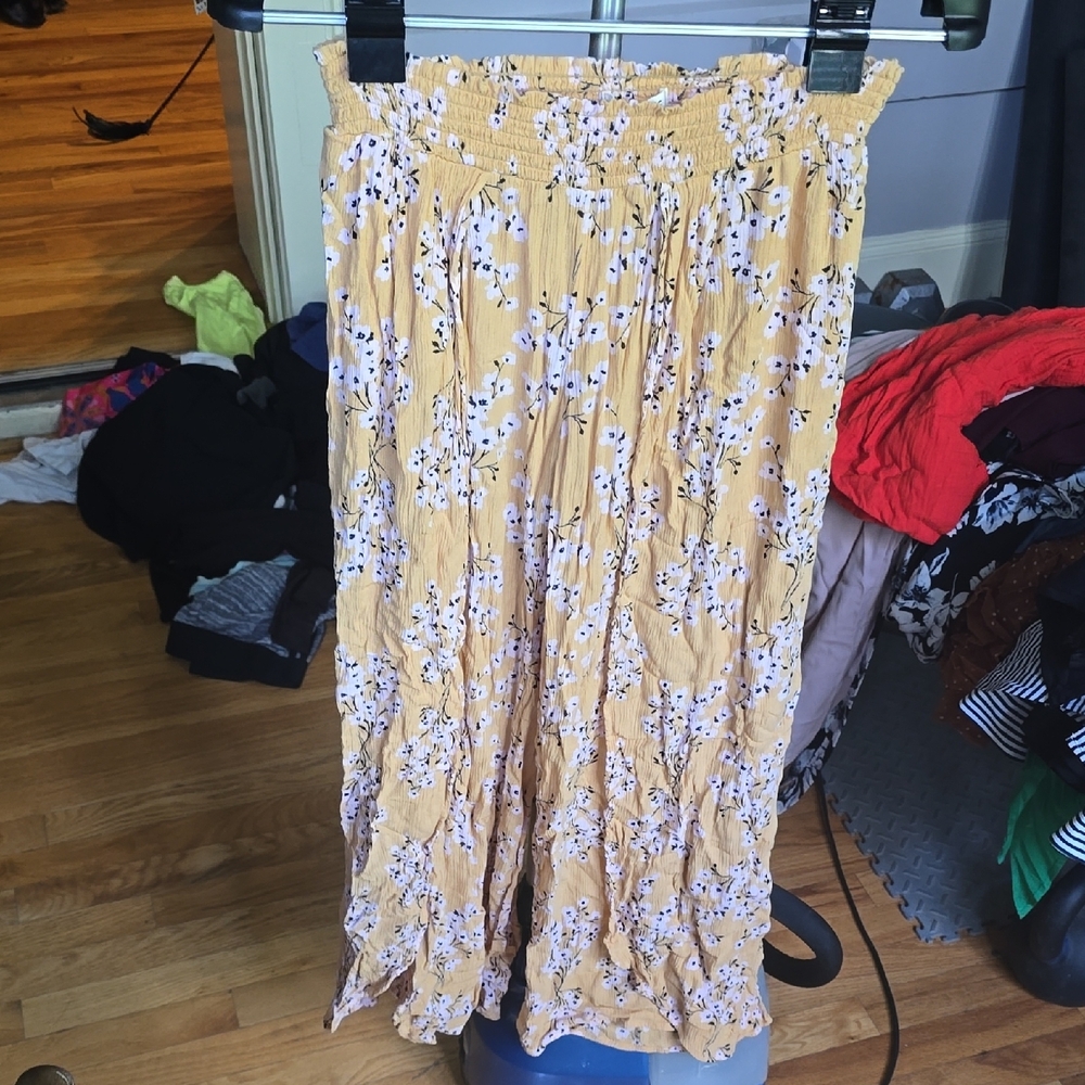Floral Yellow Pants With Short Open Slits On Each Outter Leg